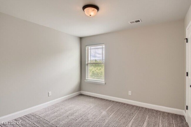 Building Photo - 4 br, 2.5 bath House - 309 Dandie Ln UNIT