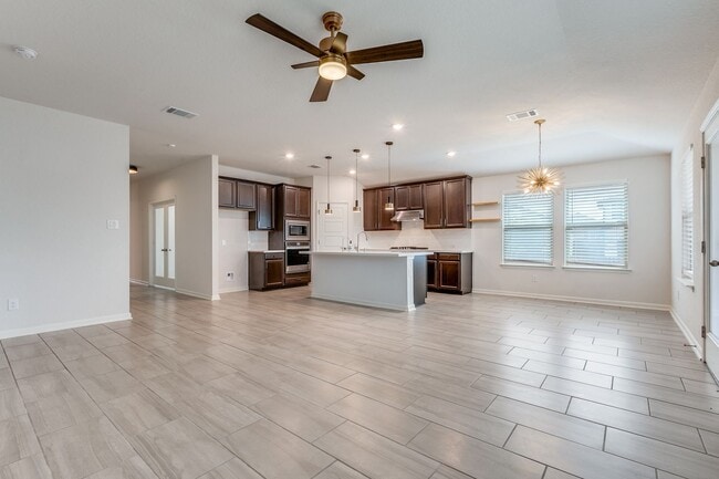Building Photo - BEAUTIFUL 4-BEDROOM HOME IN TRAILS AT WESTPOINTE