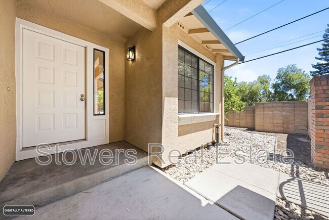 Building Photo - 2033 Raphael Ct