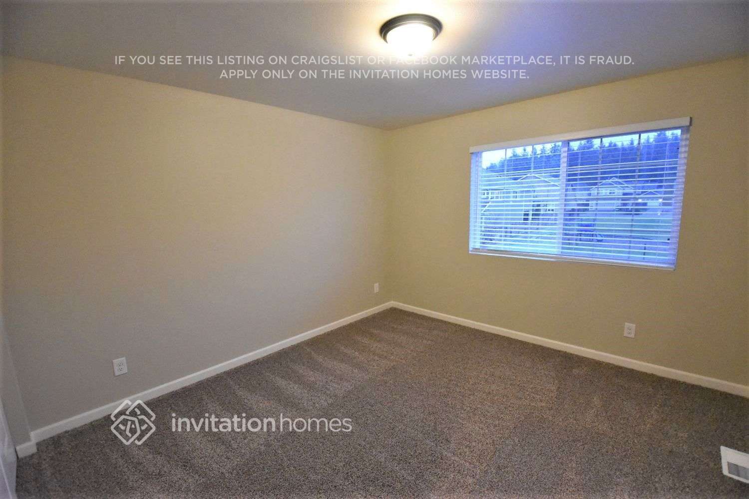 Building Photo - 19412 90 Ave Ct E