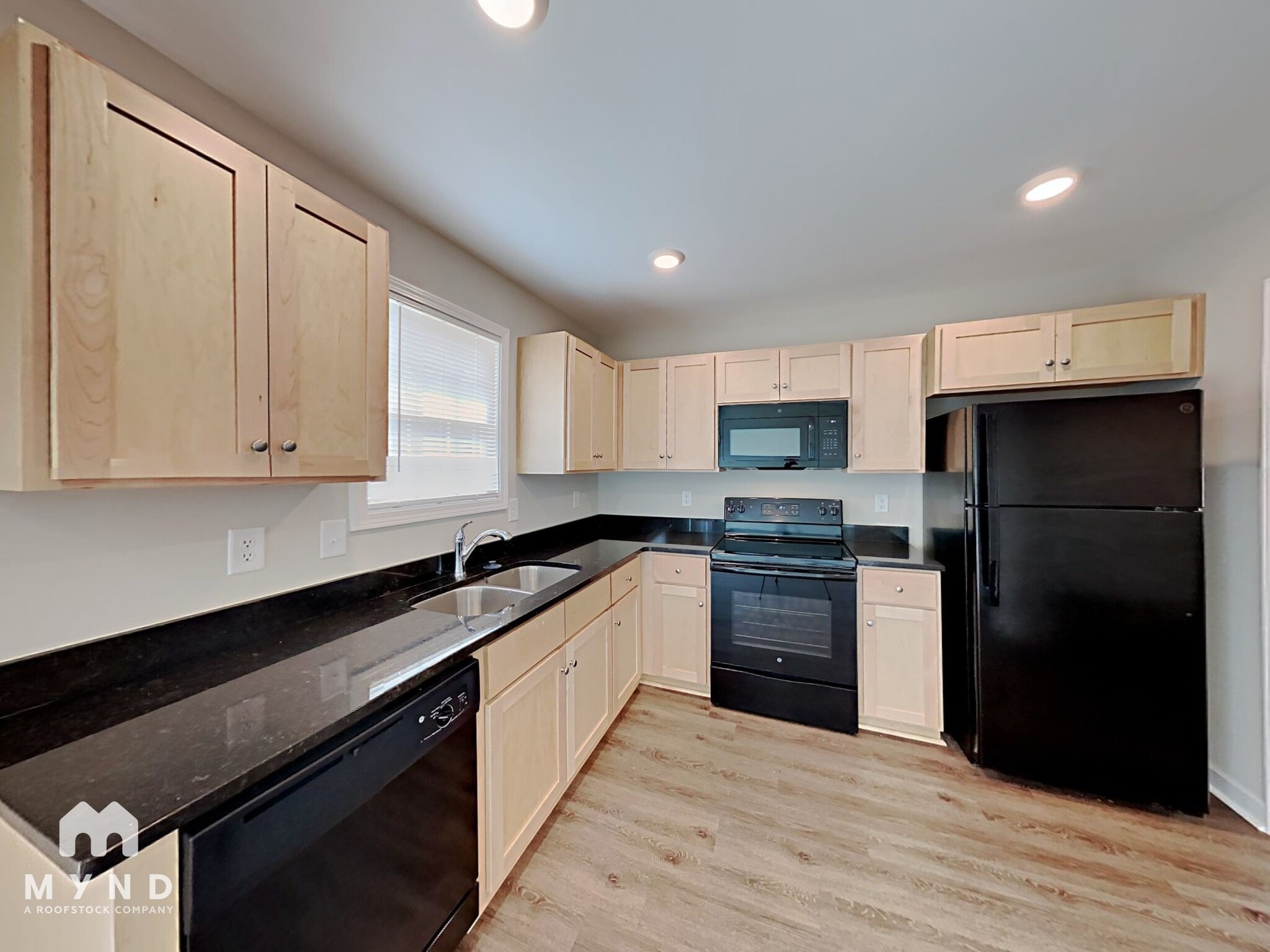 Building Photo - 331 Kimball St