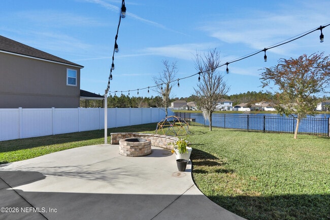 Building Photo - 95262 Tanglewood Dr