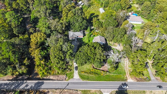 Building Photo - 23705 Walker South Rd