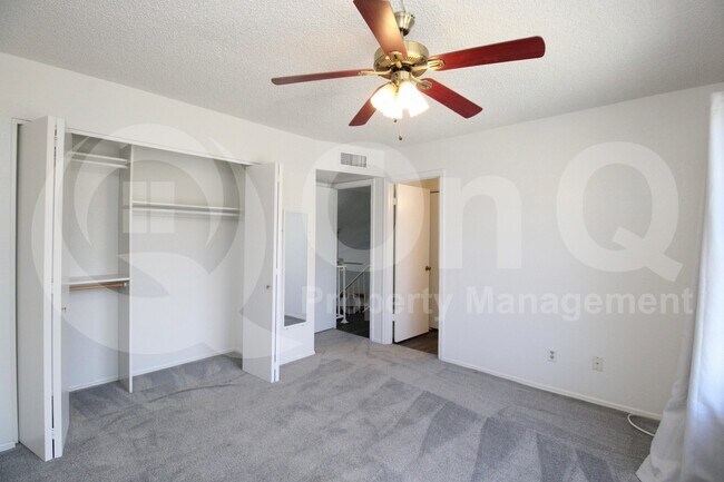 Building Photo - 8111 W Wacker Rd