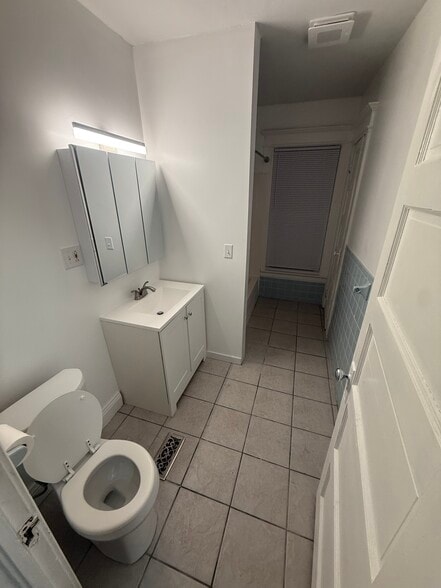 Building Photo - 316 Stafford Ave