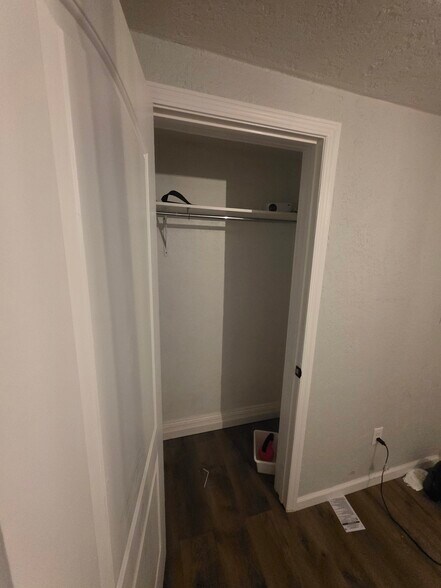 Building Photo - 215 Wellons St