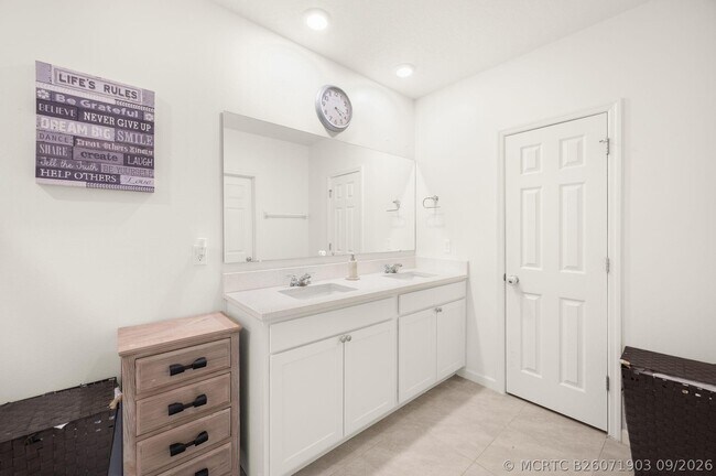 Building Photo - 10764 SW Vasari Way