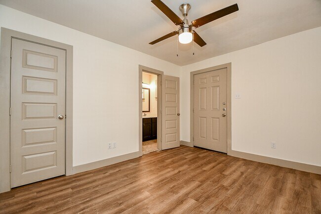 Building Photo - 1009 Enid St