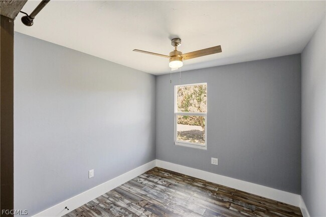 Building Photo - 3404 2nd St SW