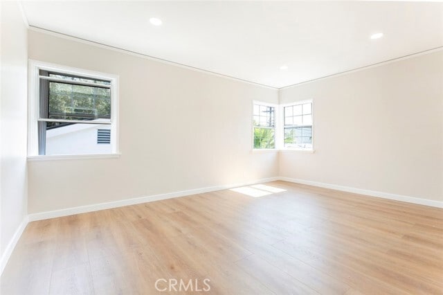 Building Photo - 741 E Doran St