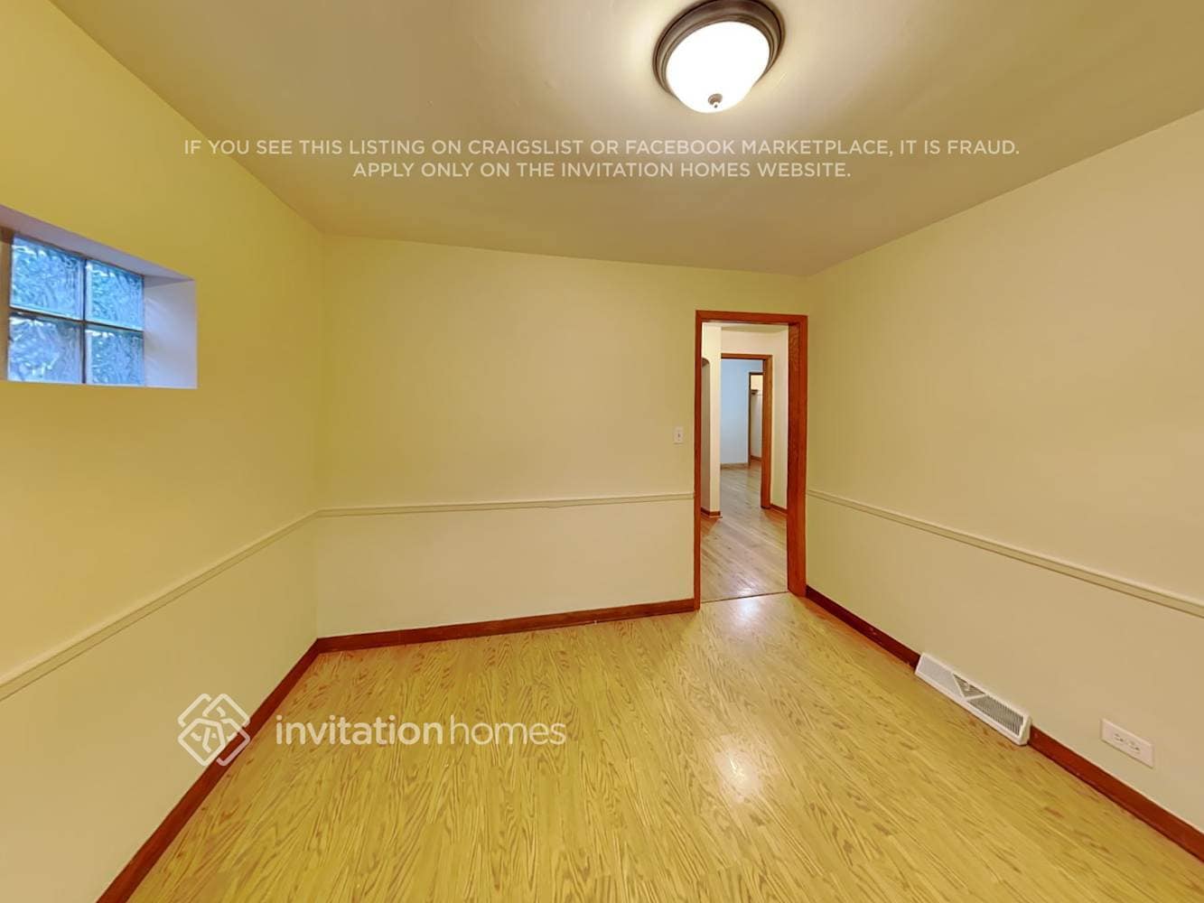 Building Photo - 10933 S Tripp Ave