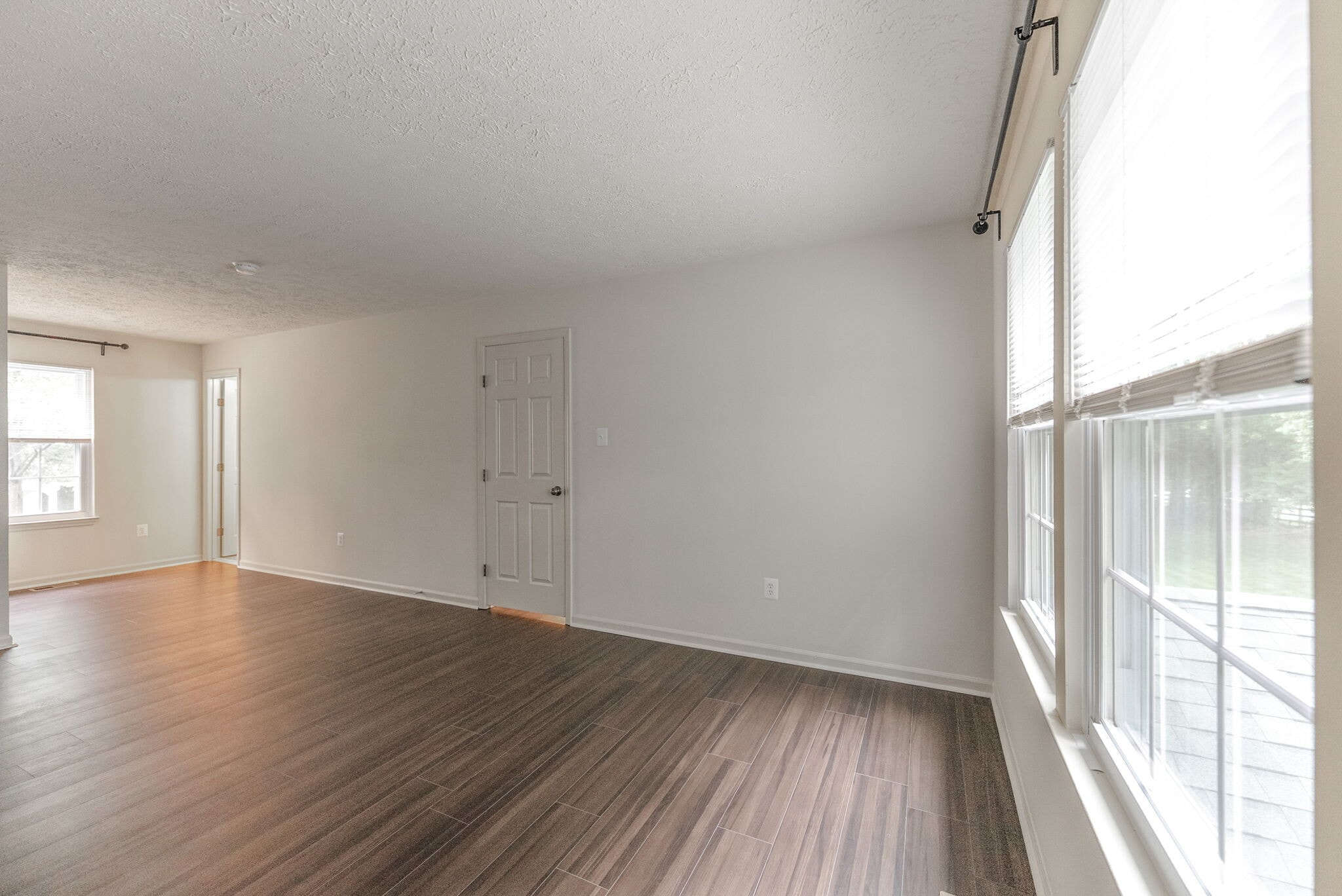 Building Photo - 117 Bookham Ln