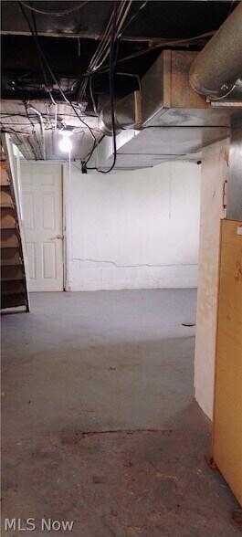 Building Photo - 1514 Manhattan Ave