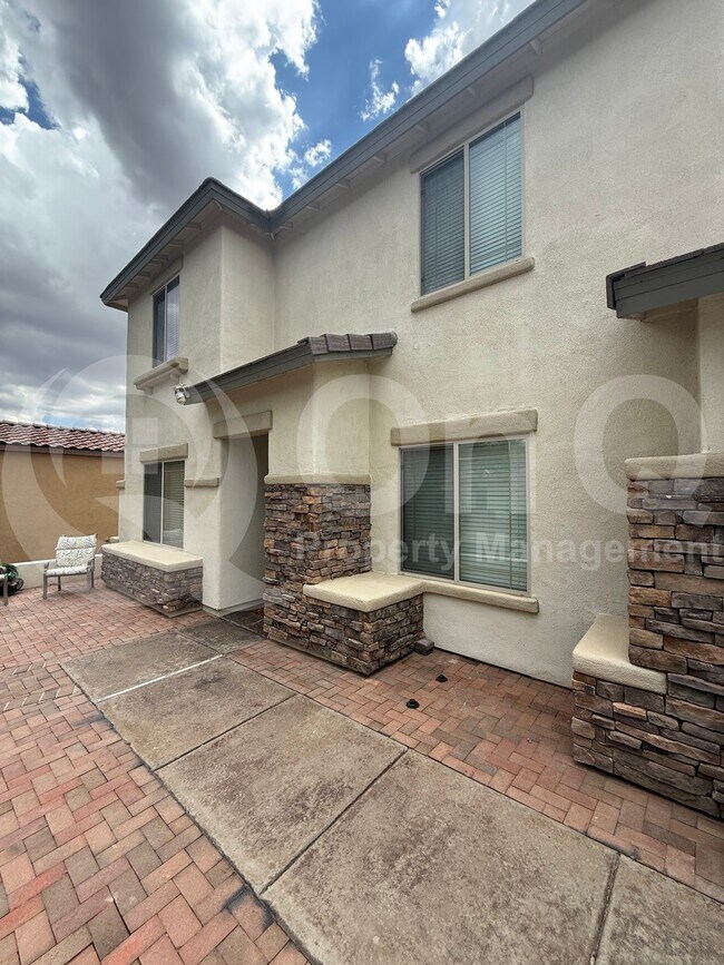 Primary Photo - 15046 S Camino Rancho Sueno