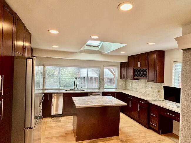Building Photo - Outstanding Concord/Clayton Border- 5 bed 2.5 bath home with Pool and Hot-Tub and so much more!