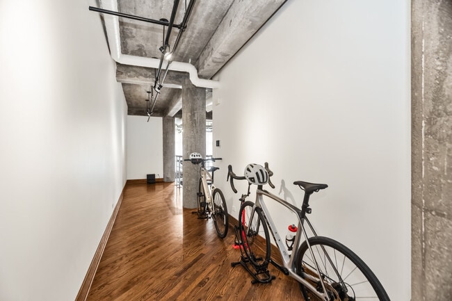 Building Photo - 1830 Ridge Ave