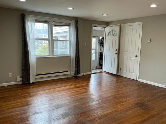 Building Photo - 768 Audrey Dr