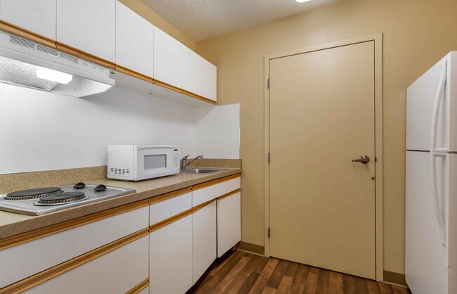 Building Photo - Furnished Studio-Orange County - Cypress