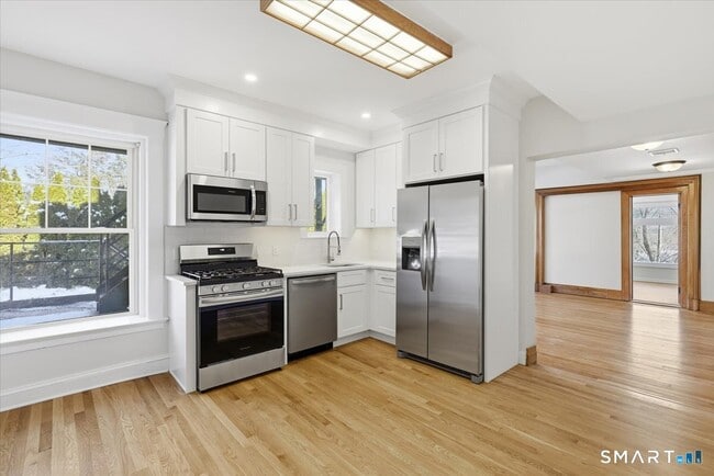 Building Photo - 2750 Whitney Ave