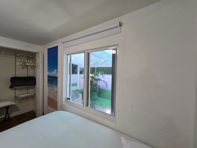 Building Photo - 1922 Garfield St