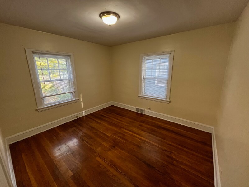 Building Photo - 17611 Winslow Rd