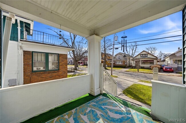 Building Photo - 220 Dartmouth Ave