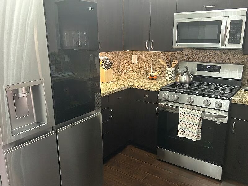 Building Photo - 7712 Himalayas Ave