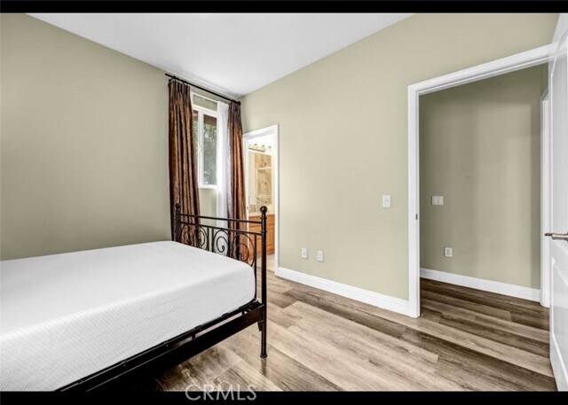 Building Photo - 5517 Welland Ave