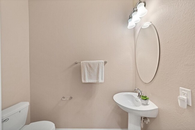 Building Photo - 20292 Lagente Cir