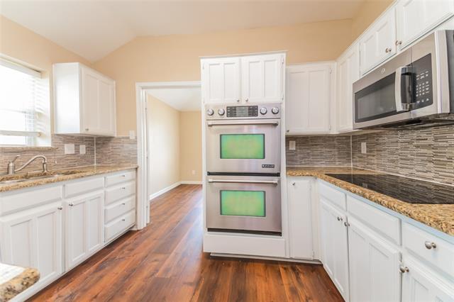 Building Photo - 9306 Chimneywood Dr