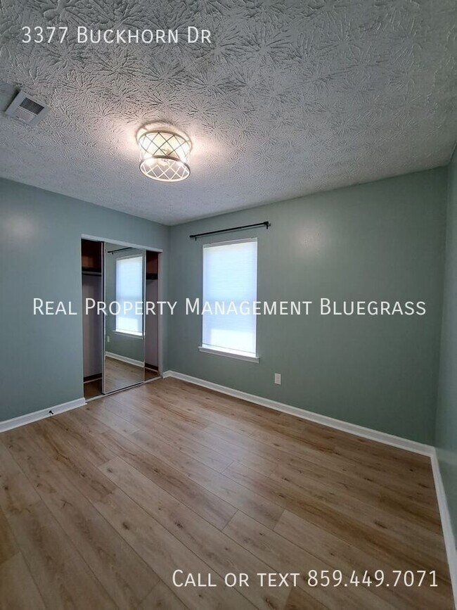 Building Photo - 3377 Buckhorn Dr