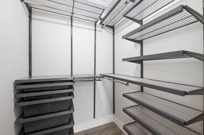 Building Photo - 3701 Arelia Dr