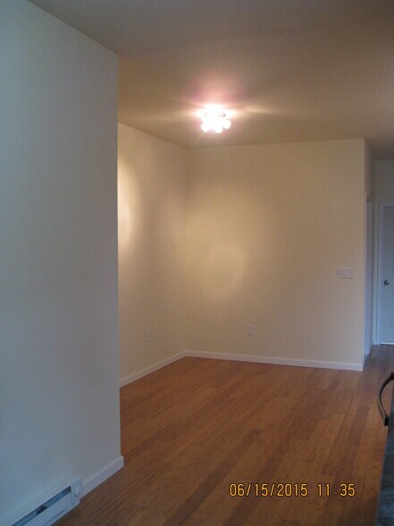 Living Room - 3223 N 15th St