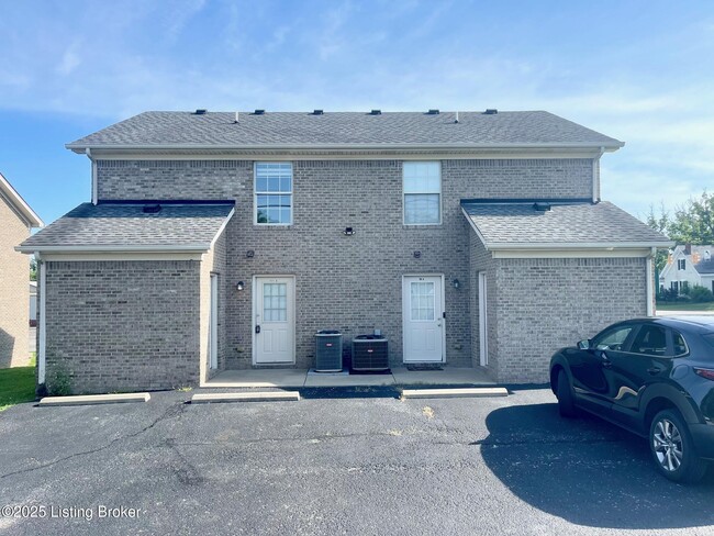 Building Photo - 7011 US-150