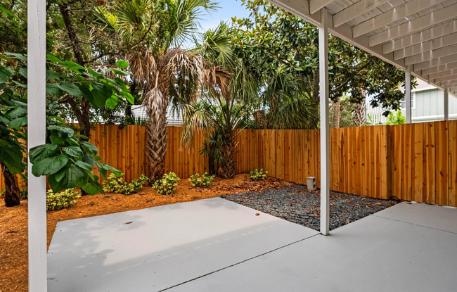 Building Photo - Stunning 3/2.5 Neptune Beach Home less tha...