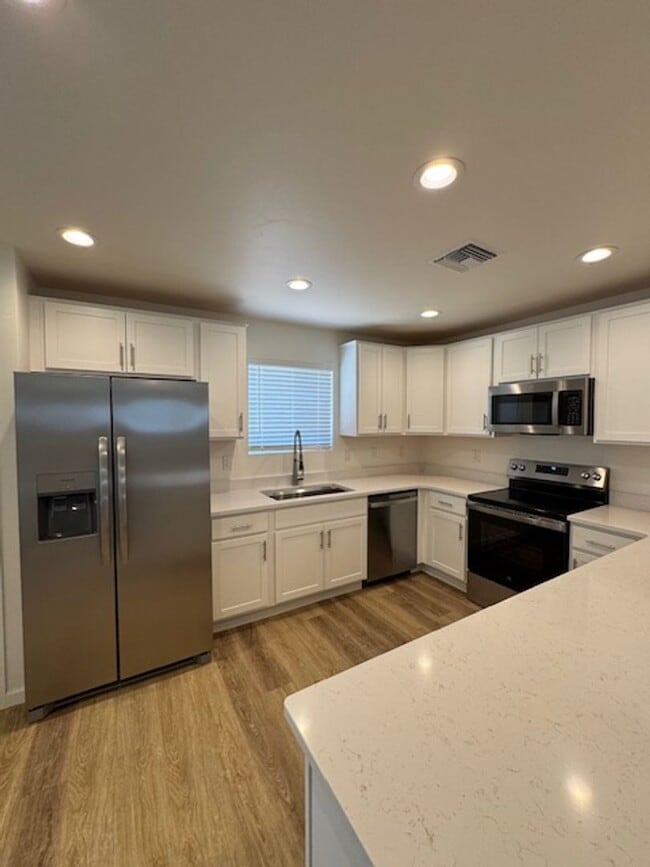 Building Photo - East- NEW BUILD 3 Bedroom rental homes!