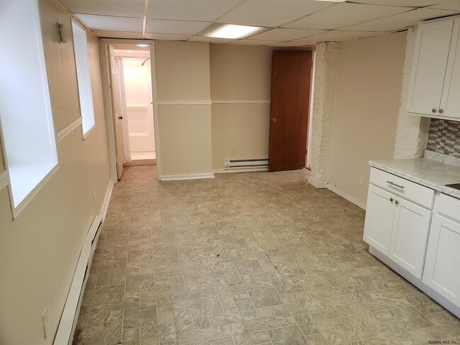 Building Photo - 718 East St