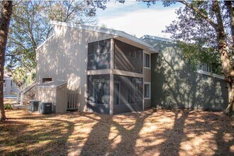 Building Photo - 5877 Windhover Dr