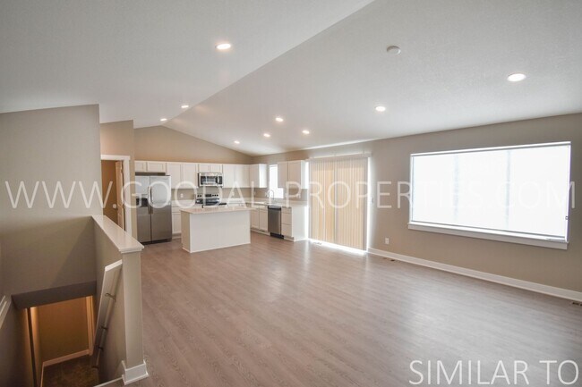 Building Photo - Must see this 4 Bedroom Walkout Ranch Style in Desoto