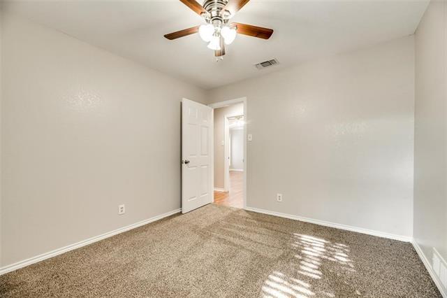 Building Photo - 6108 Paradise Dr