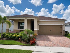 Building Photo - 2611 Interlock Dr