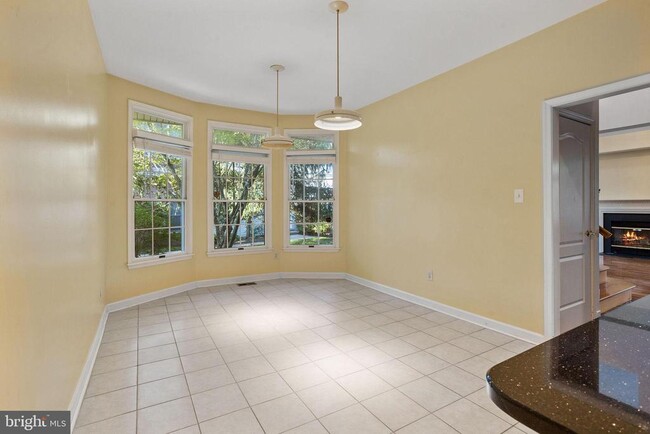Building Photo - 210 Bullock Dr