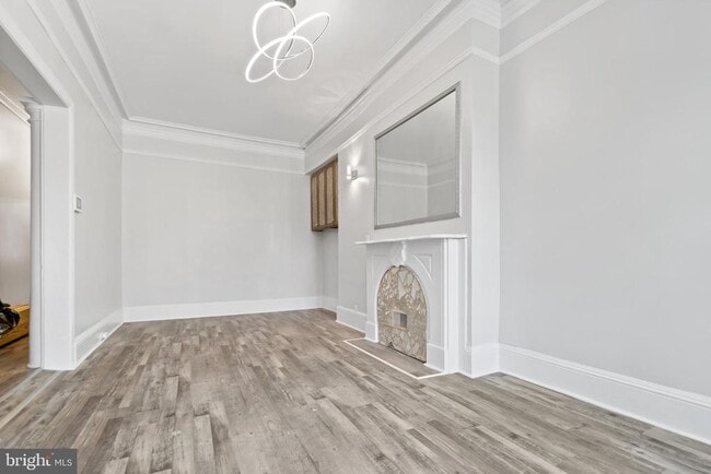 Building Photo - 2547 Ashton St