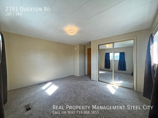 Building Photo - Spacious 2-Bed Home on Acreage in Peaceful...