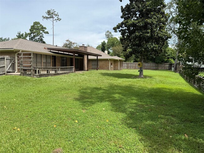 Building Photo - 3414 Wooddale Ln