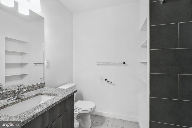 Building Photo - 2321 Fitzwater St