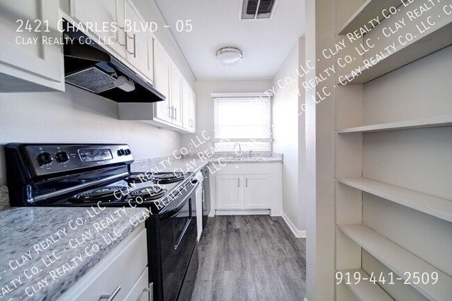 Building Photo - 2421 Charles Blvd