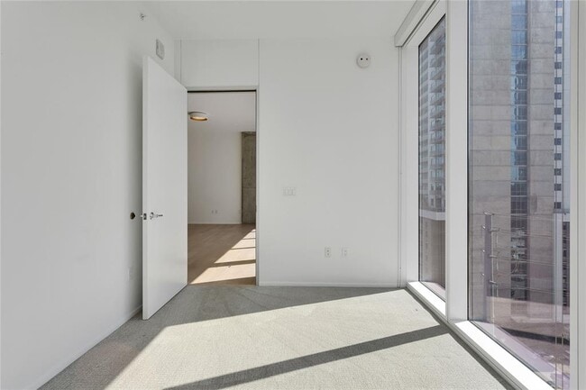 Building Photo - 301 West Ave