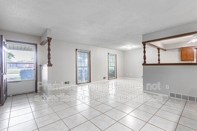 Building Photo - 4327 Sterling Ave