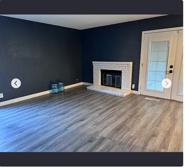 Building Photo - 4044 Rockford Dr